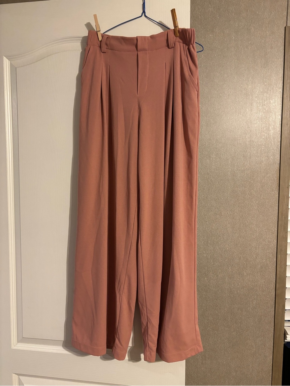 HALARA Wide-Leg Trousers in Dusty Rose